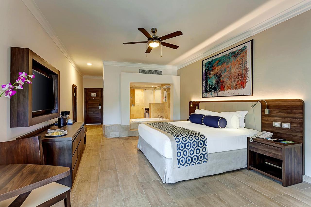 Royalton Splash Punta Cana, An Autograph Collection All-Inclusive Resort & Casino ภายนอก รูปภาพ