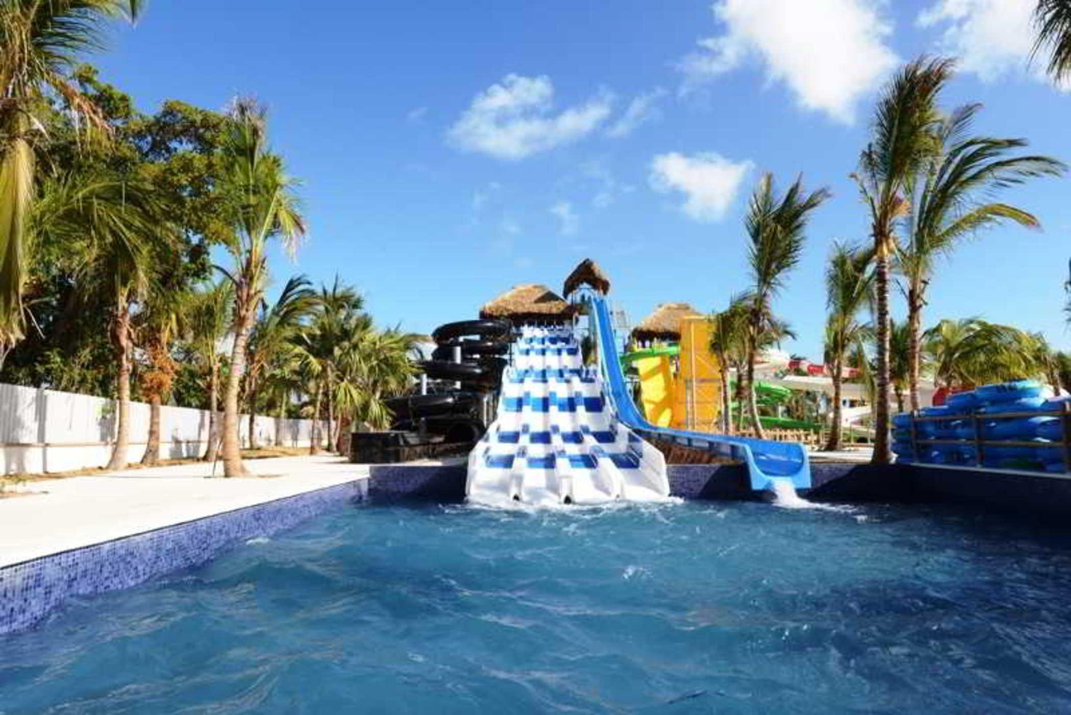 Royalton Splash Punta Cana, An Autograph Collection All-Inclusive Resort & Casino ภายนอก รูปภาพ